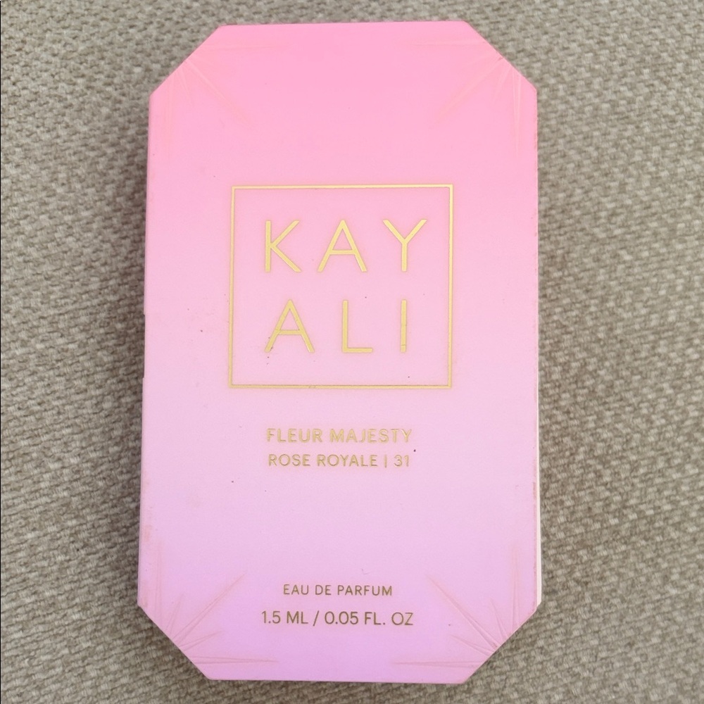 Kay Ali Fleur Majesty Rose Royale Eau de Parfum - Pink